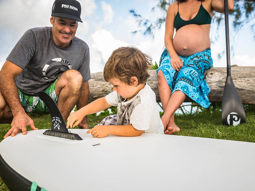 How To: Install a Fin for an Inflatable Board with a Threaded Fin Box