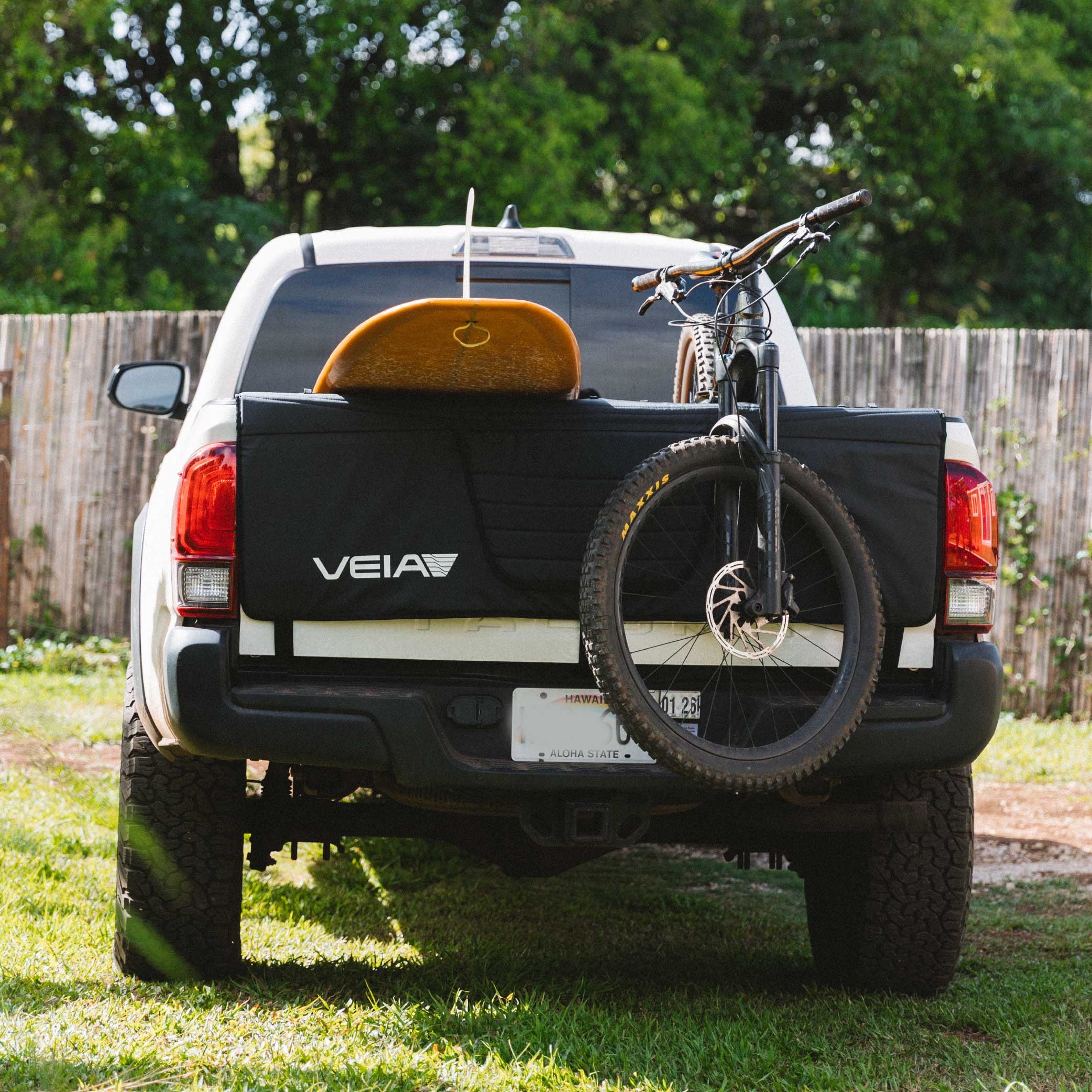 Explorer Full Tailgate Pad - Black – Pau Hana Surf Supply