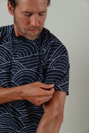 OLEU SUNSPORT™ UV TEE SHIRT - STORM CARBON