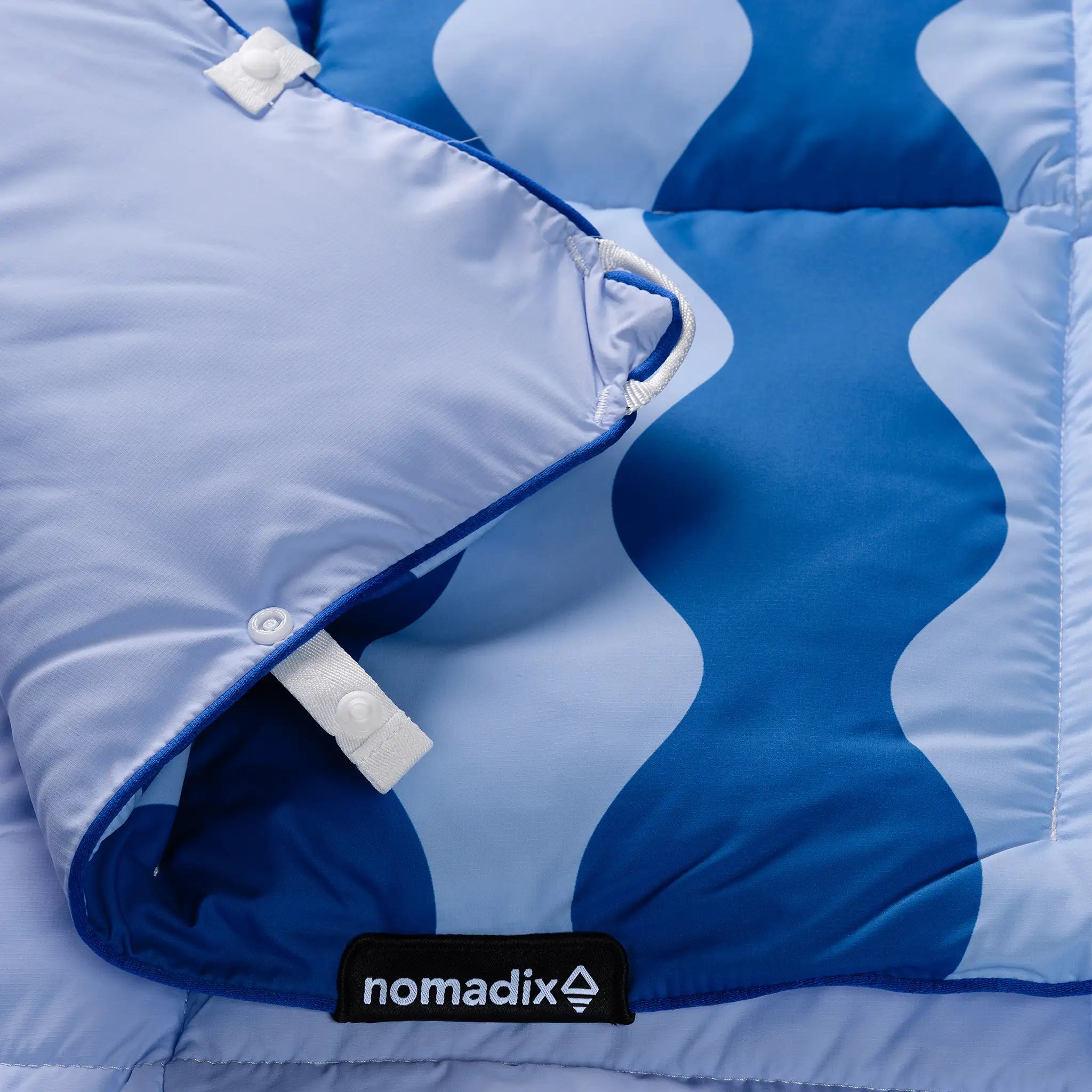 Graphene Puffer Blanket: Slack Tide Coastal Blue - Pau Hana Surf Supply