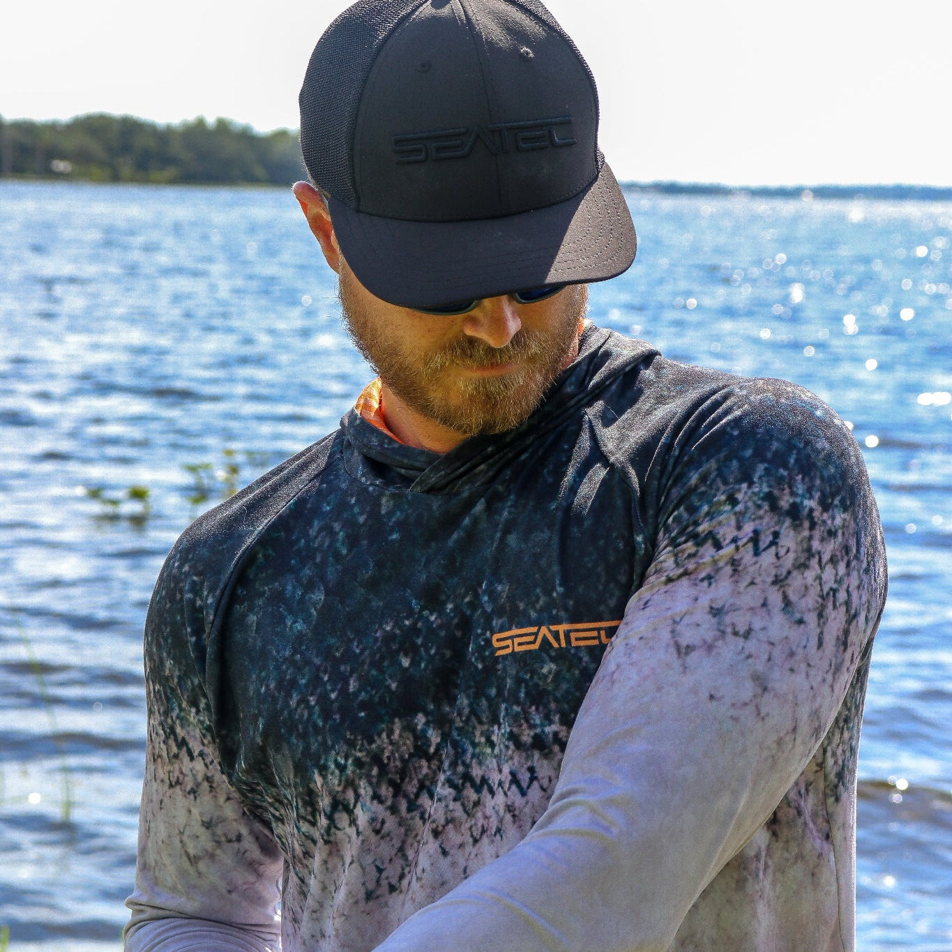 Seatec Salmon Sport Tec Hooded Long Sleeve – Men's - Pau Hana Surf Supply